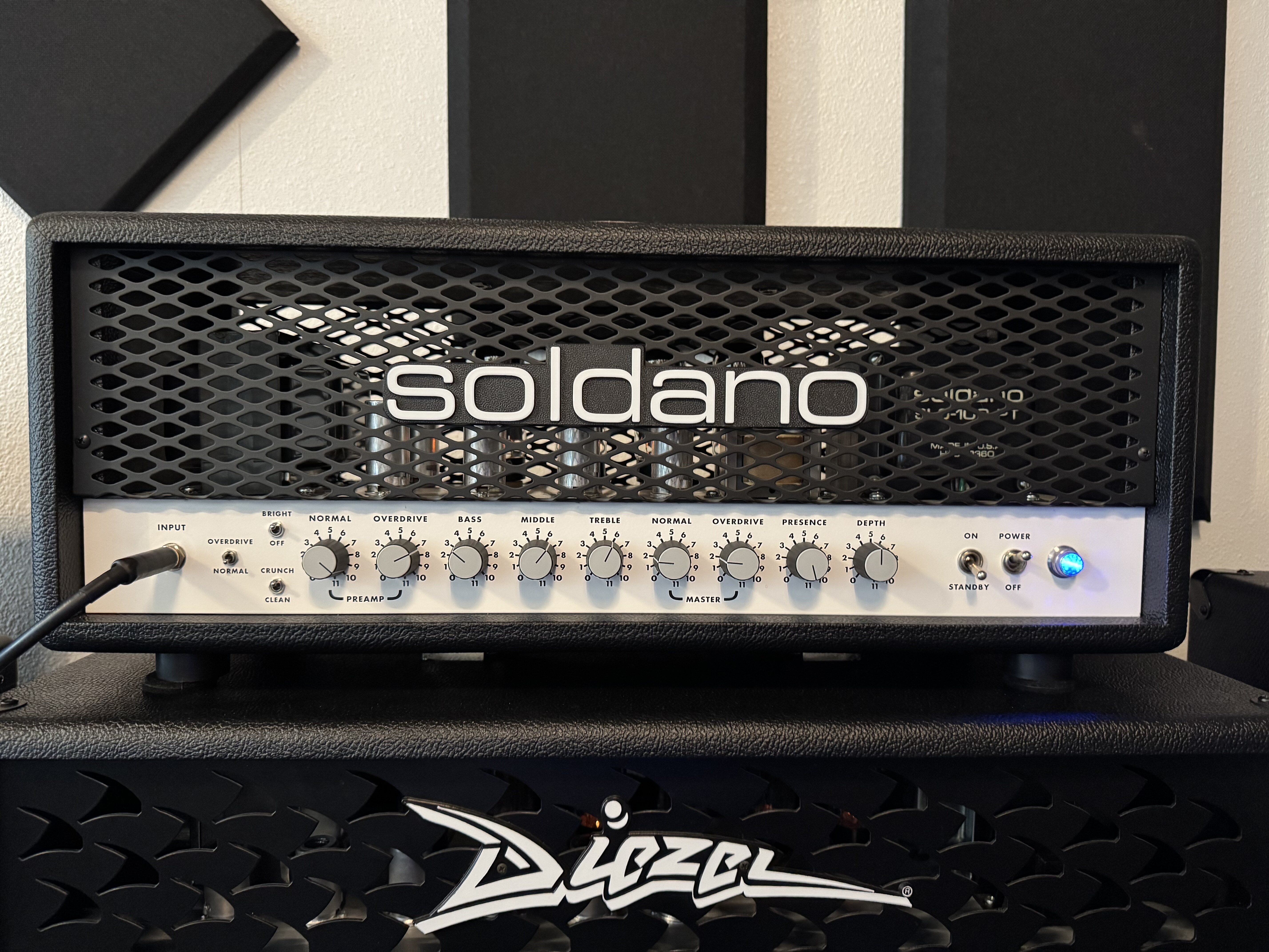Amp Background